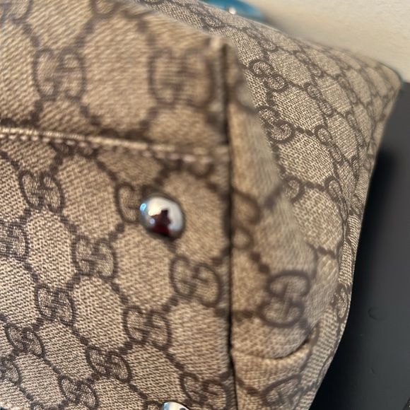 Gucci tote - Picture 17 of 17